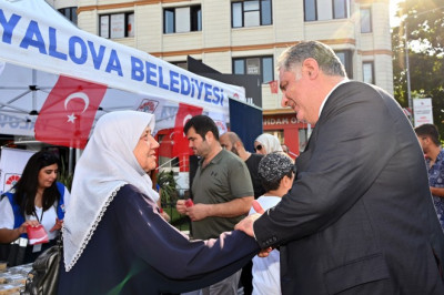 BAŞKAN GÜREL’DEN AŞURE İKRAMI
