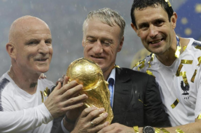 Fransa Milli Futbol Takımı Teknik Direktörü Didier Deschamps'dan ayrılık kararı! Tarih verdi...