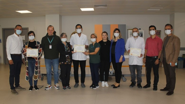 KEMOTERAPİ  ÜNİTESİNE TEŞEKKÜR EDİLDİ