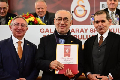 Usta sanatçı Şener Şen, Galatasaray Divan Kurulu üyesi oldu!