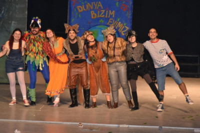 Ceyhanlı çocuklar tiyatroyla buluştu