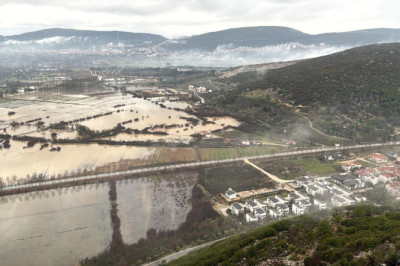 Muğla'da tarım arazileri su altında kaldı