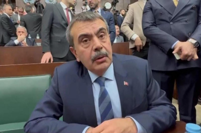 YILLIK 1 MİLYON TL OKUL ÜCRETİ OLUR MU? | Bakan Tekin: “Varsa gereğini yaparız”