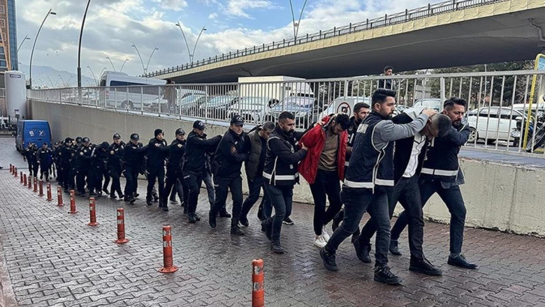 'Hücre-6 Operasyonu'nda 13 tutuklama