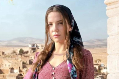 Yaren Güldiken: Uzak Şehir Pakize kimdir? Yaren Güldiken kaç yaşında, hangi dizilerde oynadı?