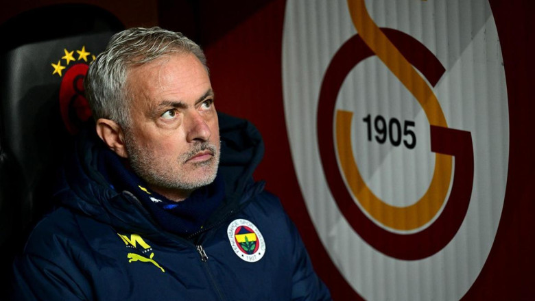 Fenerbahçe'de Jose Mourinho derbilerde sınıfta kaldı...