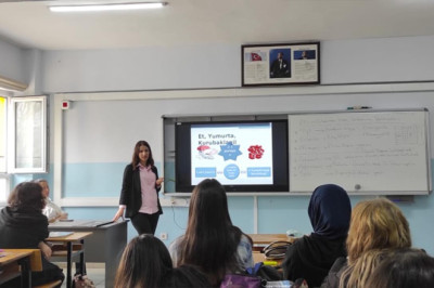 Öğrencilere Farkındalık Yaratan Seminer