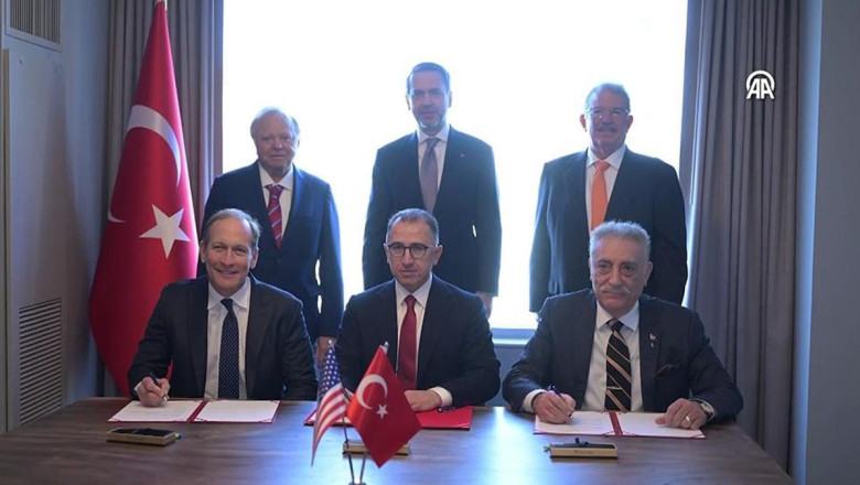 Türkiye-ABD arasında enerji iş birliği: Bakan Bayraktar ABD'de anlaşmayı imzaladı