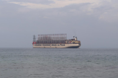 Çiftlikköylü Vatandaşlar Sahildeki Enerji Gemilerinden Rahatsız