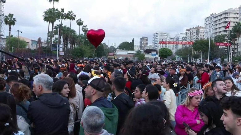 Uluslararası Adana Portakal Çiçeği Karnavalı başladı