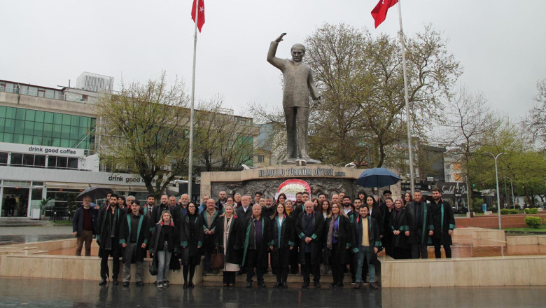 Yalova Barosu, Avukatlar Günü’nü Kutladı!