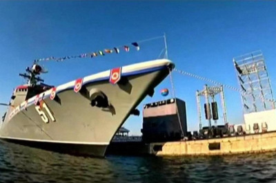 Kuzey Kore'den yeni savaş gemisi: ''En iyi savunma yöntemi açık denizlerde güçlenmek''