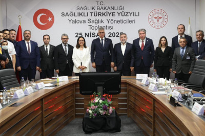 Sağlık Bakanı’ndan Hastane Çıkarması!