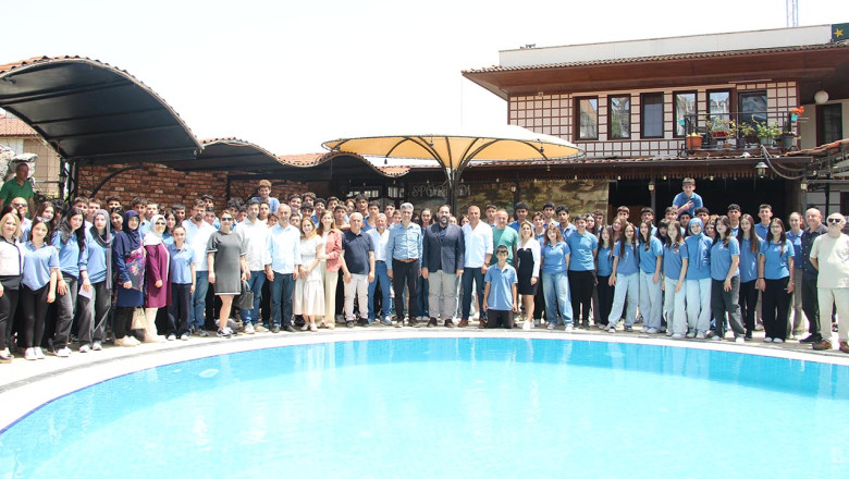 Prof. Dr. Halil İnalcık Anadolu Lisesi, Öğrencilerini Onurlandırdı!