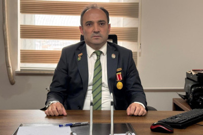 Vücudunda Binin Üzerinde Şarapnel Parçasıyla Vatana Hizmete Devam Ediyor