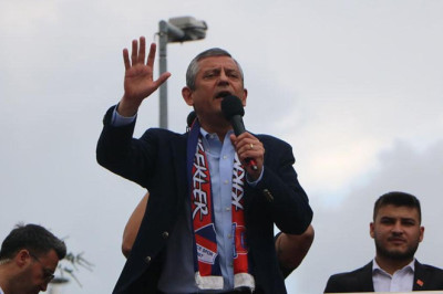 CHP lideri Özel: İftira atanı serbest bırakıyorlar