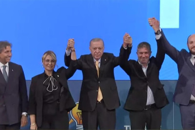 Başkan Fazlaca AK Parti Rozetini Taktı