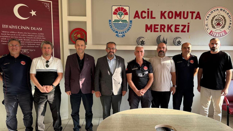 Anahtar Parti Yalova İl Başkanlığı’ndan Yoğun Ziyaret Trafiği: MÜSİAD ve Yalova İtfaiyesi Ziyaret Edildi