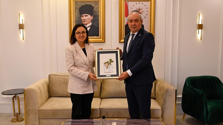 Demiryürek: “Yalova’ya Kalıcı İzler Bırakan Çalışmalara İmza Attı”