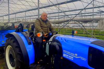 Yalova’da Park Halindeki Traktöre Otoyol Şoku