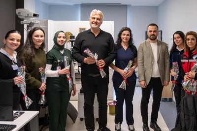 Yalova Belediyesi’nden Sağlık Çalışanlarına Tıp Bayramı Ziyareti