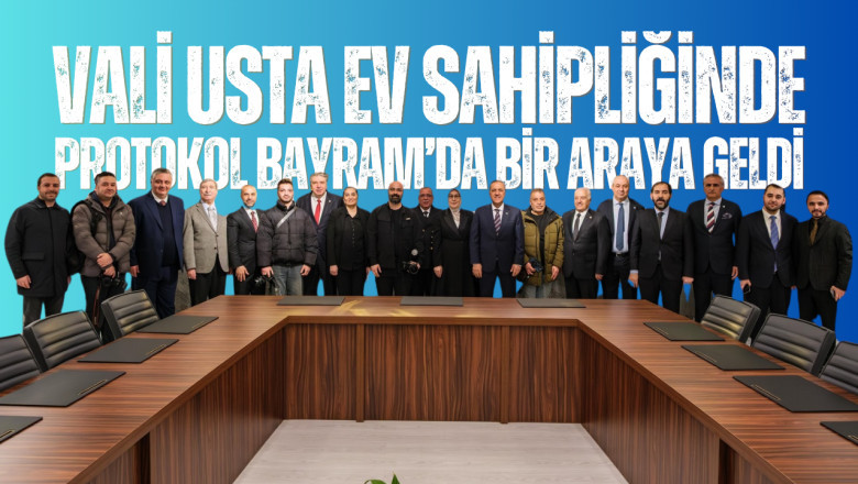 YALOVA’DA İL PROTOKOLÜ BAYRAMLAŞMA PROGRAMINDA BİR ARAYA GELDİ
