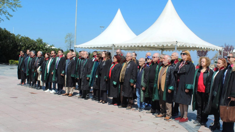 ‘BİZLER HUKUKUN YANINDAYIZ’