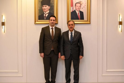 ‘YEREL GAZETELER ŞEHRİN SESİDİR’