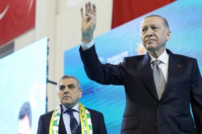 Cumhurbaşkanı Erdoğan: Çağlayan'daki teröristlerin en büyük hamisi CHP'dir 
