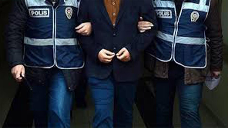 38 İlde FETÖ’ye Yönelik “Kıskaç-33” Operasyonlarında 63 Şüpheli Yakalandı