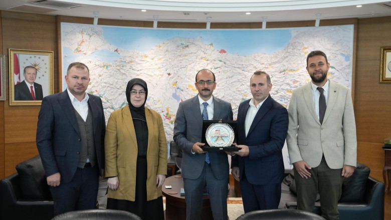 AKYOL VE TUTUK'UN ANKARA TEMASLARI