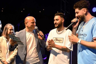 Altınova’da Coşku Doruğa Çıktı