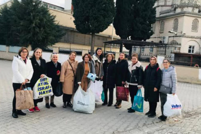 CHP Yalova İl Kadın Kolları’ndan Yardım Eli