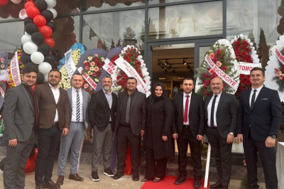 Onurlu DTM, Yalova-İzmit Karayolunda Bosch ve Karaca Şubelerini açtı.