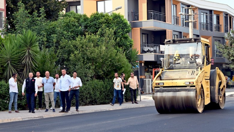 RAHMİ ÜSTEL CADDESİ ASFALTA KAVUŞUYOR