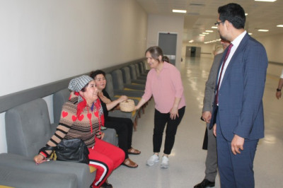 SAĞLIK NÖBETÇİLERİNE BAYRAM ZİYARETİ