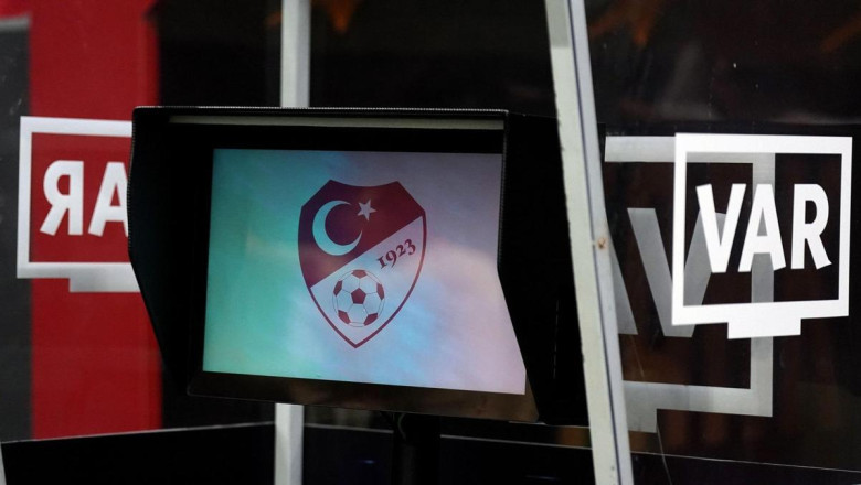 SON DAKİKA | TFF resmen açıkladı! VAR'a yabancı hakem...