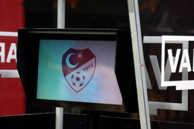 SON DAKİKA | TFF resmen açıkladı! VAR'a yabancı hakem...