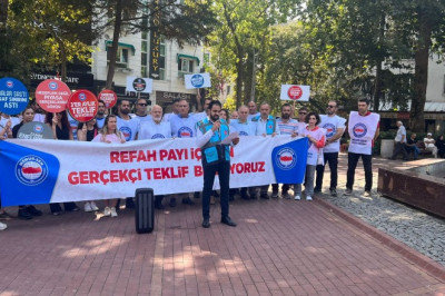 Yalova Sağlık Ve Sosyal Hizmet Çalışanları Sendikası Greve Gitti