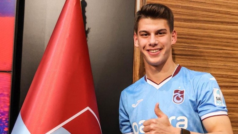 Trabzonspor, genç oyuncuyla sözleşme yeniledi