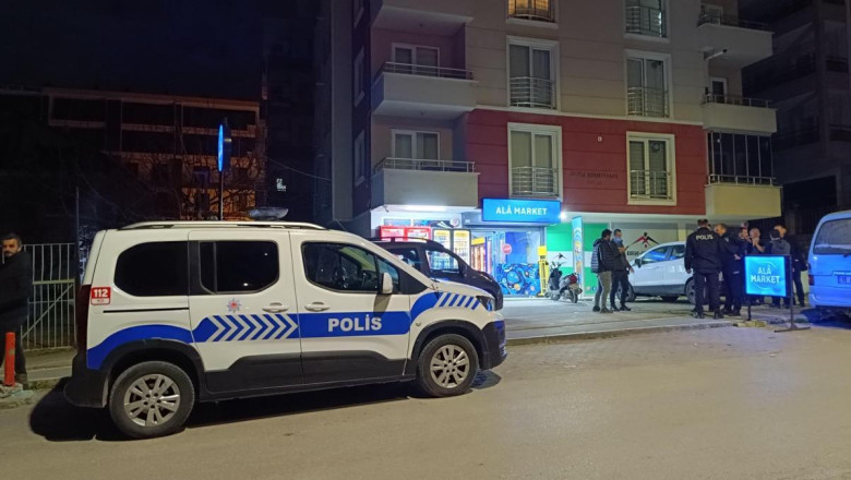 Bursa'da tekel bayisinde silahlı soygun