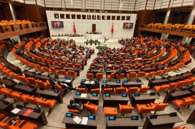 TBMM'de yeni haftada gündem yoğun: İşte öne çıkan başlıklar...