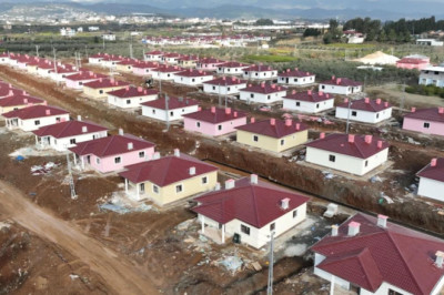 Samandağ'da villa tipi köy evlerinde sona gelindi