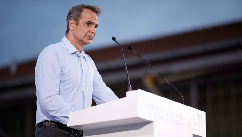 Yunanistan Başbakanı Miçotakis, Parlamento Başkanı Tasulas'ı cumhurbaşkanı adayı gösterdi