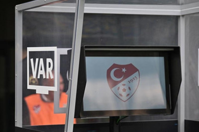 Beşiktaş - Samsunspor maçının VAR hakemi belli oldu! Riva'ya İspanyol hakem...