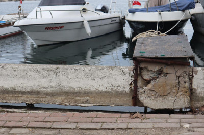 Bad Godesberg Parkı’ndaki Çökmeler Tehlike Saçıyor