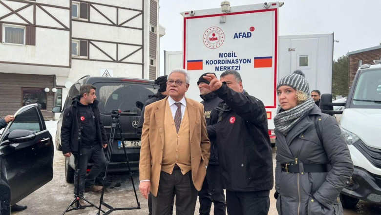 Pakistan Büyükelçisi Junaid'den, Bolu'ya dayanışma ziyareti