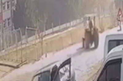 Ankara'da kontrolden çıkan traktör çaya uçtu: 1 yaralı