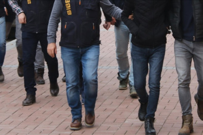 Bingöl’de kesinleşmiş hapis cezası ile aranan 60 kişi yakalandı