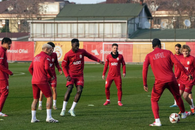 Galatasaray, Ajax maçının hazırlıklarını sürdürdü